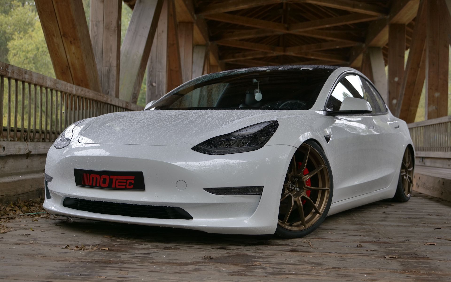 Car with nice rim